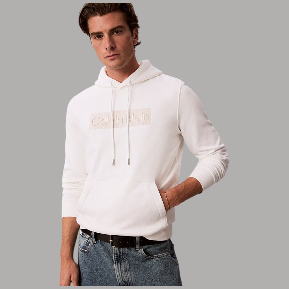 Calvin Klein Felpa con cappuccio bianca con logo embossato frontale e tasca cangurina
