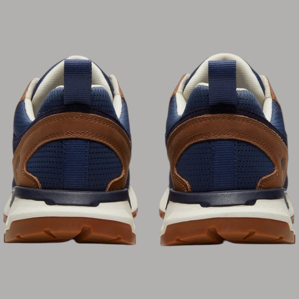 Sneakers uomo Timberland Voyager Park Low Lace blu scuro con dettagli in pelle marrone e suola in gomma