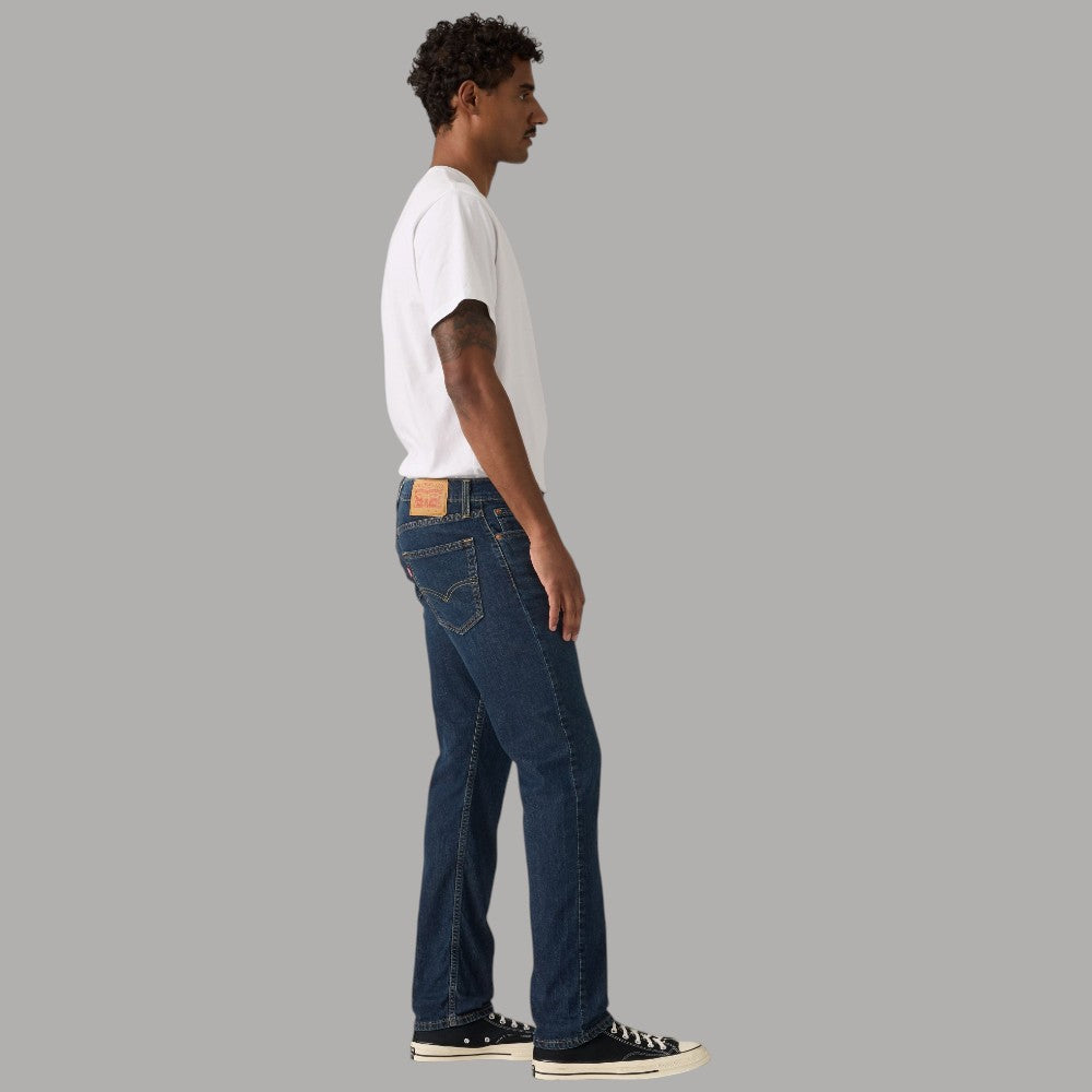 Jeans uomo Levi's 502 in denim blu con effetto slavato