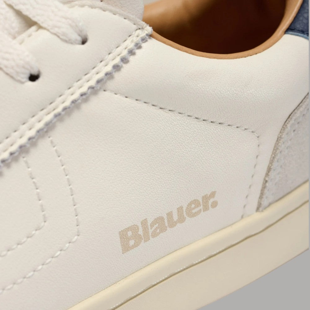 Sneakers uomo Blauer in pelle crema blu con dettaglio logo e cuciture visibili