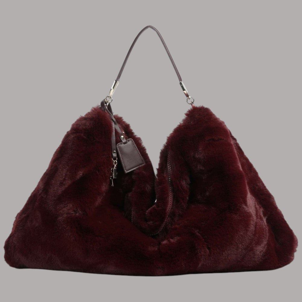 Borsa hobo Liu Jo in morbida eco pelliccia rossa con dettagli metallici