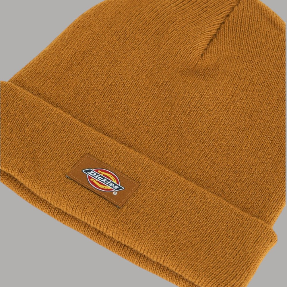 Berretto senape con risvolto, logo Dickies su toppa frontale