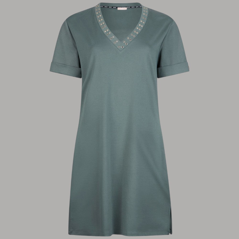 Abito corto in jersey verde militare con maniche corte e scollo a V con occhielli