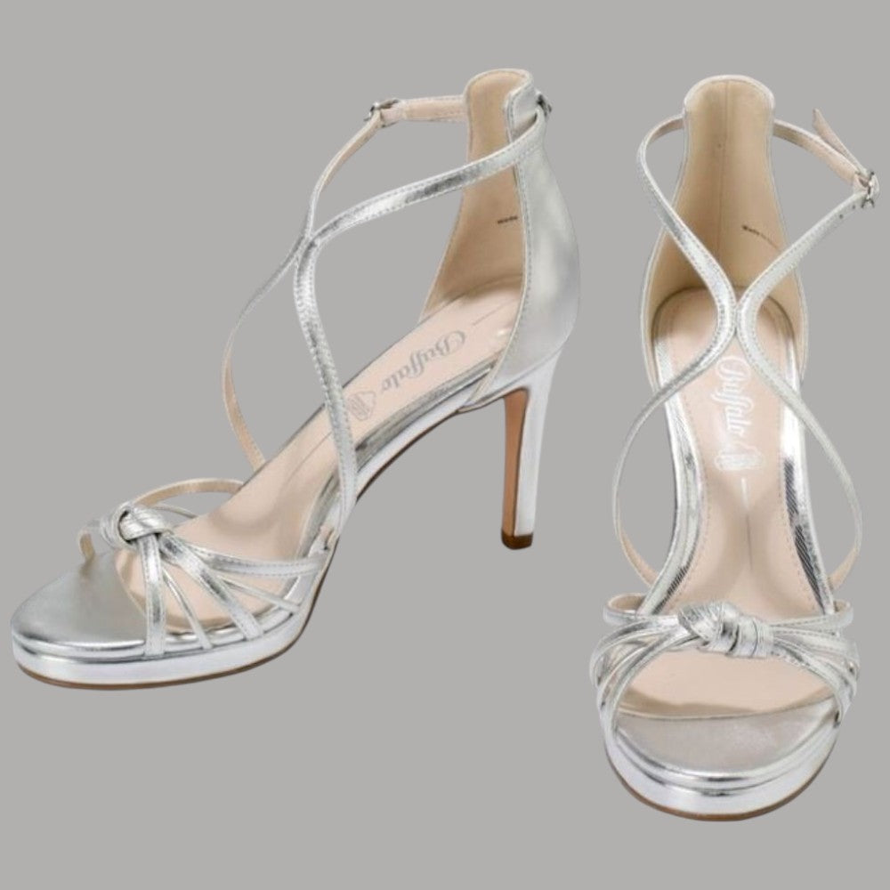 Sandali donna argento con tacco 9 cm e cinturini incrociati con fiocco