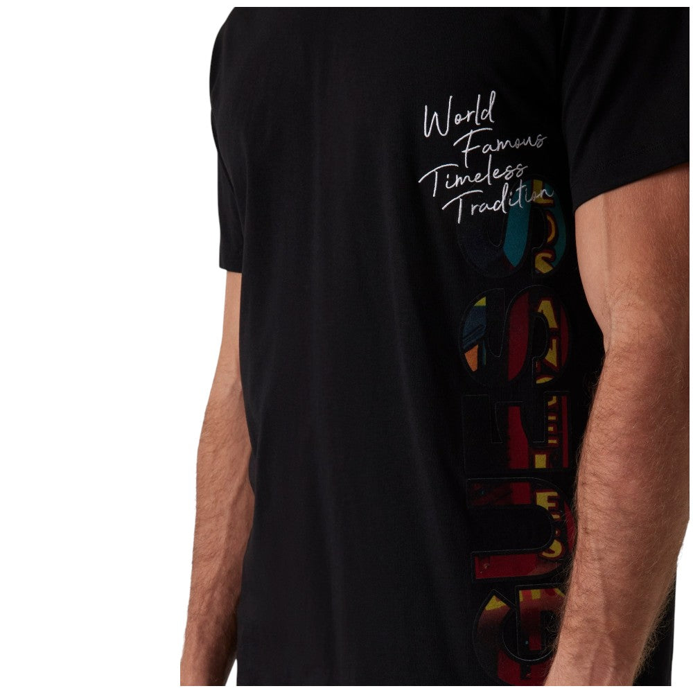 Guess t-shirt nera logo vertical M5RI01 KCHA1 JBLK T-shirt Guess
