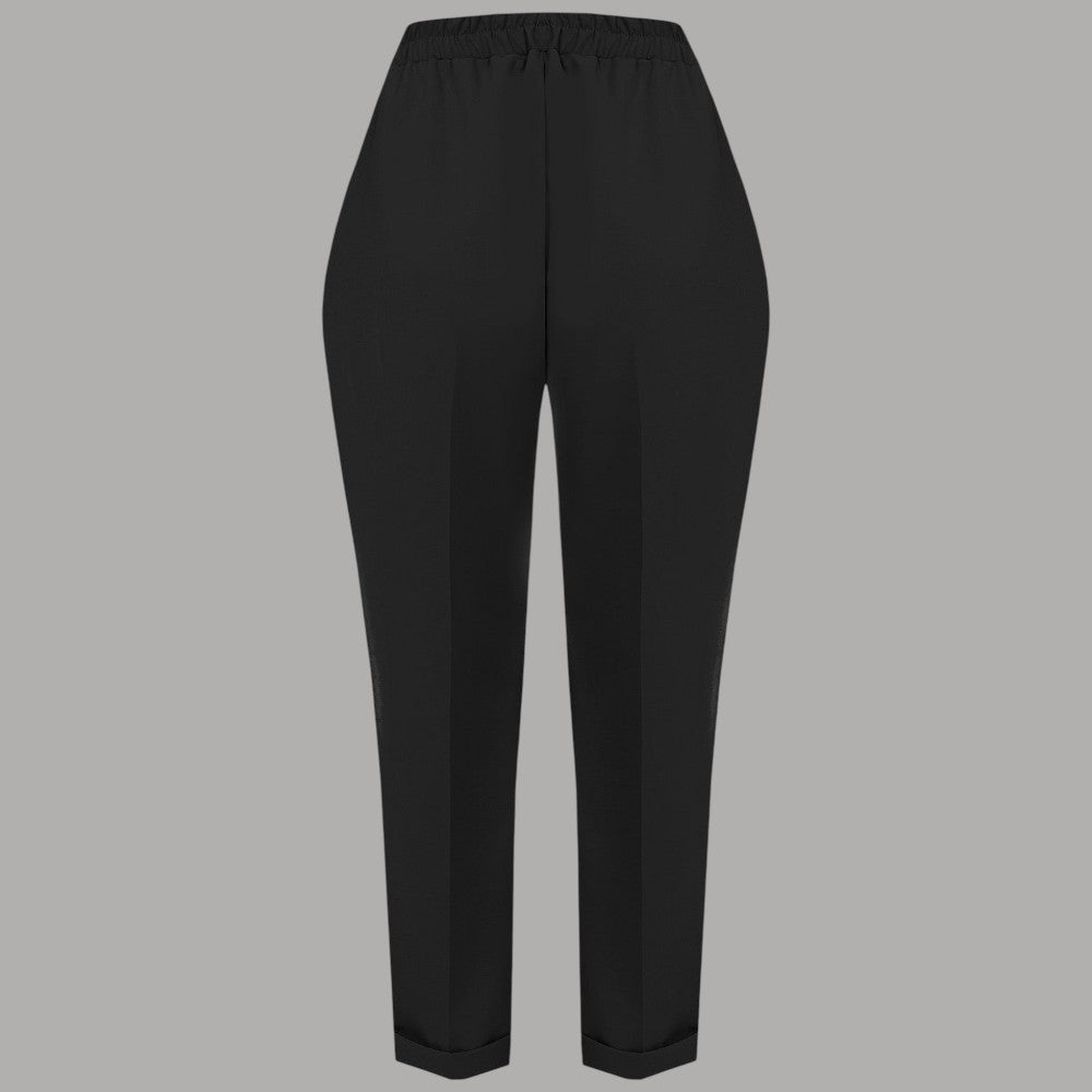 Pantaloni donna neri con elastico in vita, fondo con risvolto e gambe dritte