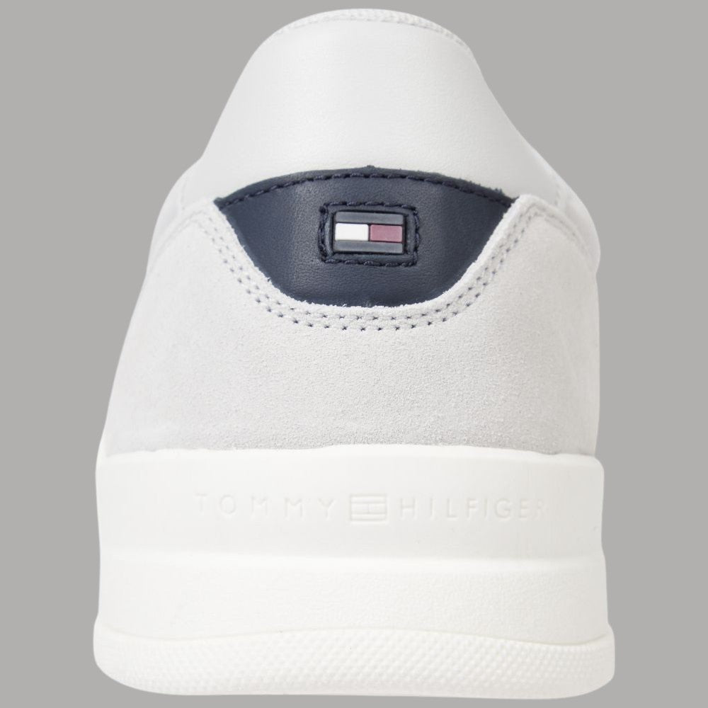 Scarpa uomo Tommy Hilfiger in pelle grigio chiaro con talloncino blu