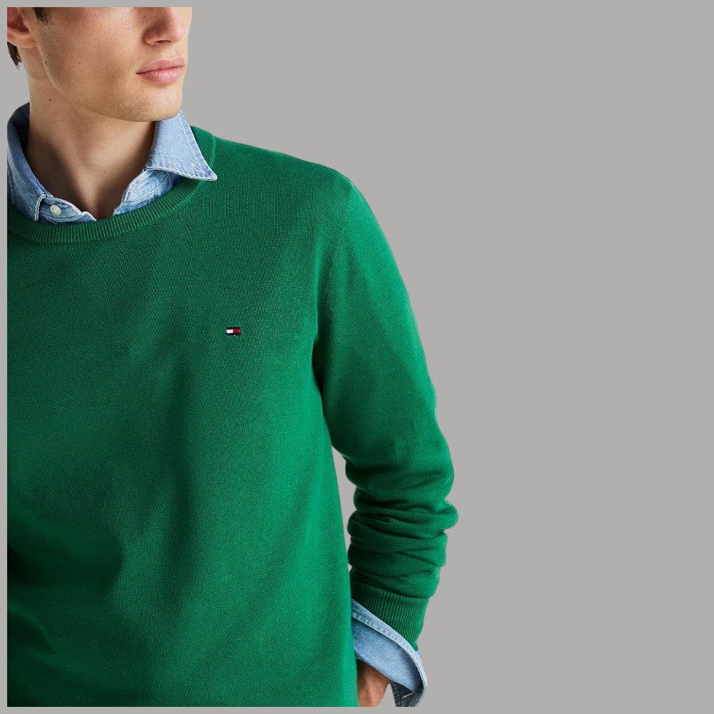 Maglione girocollo in cotone verde con maniche lunghe e piccolo logo ricamato