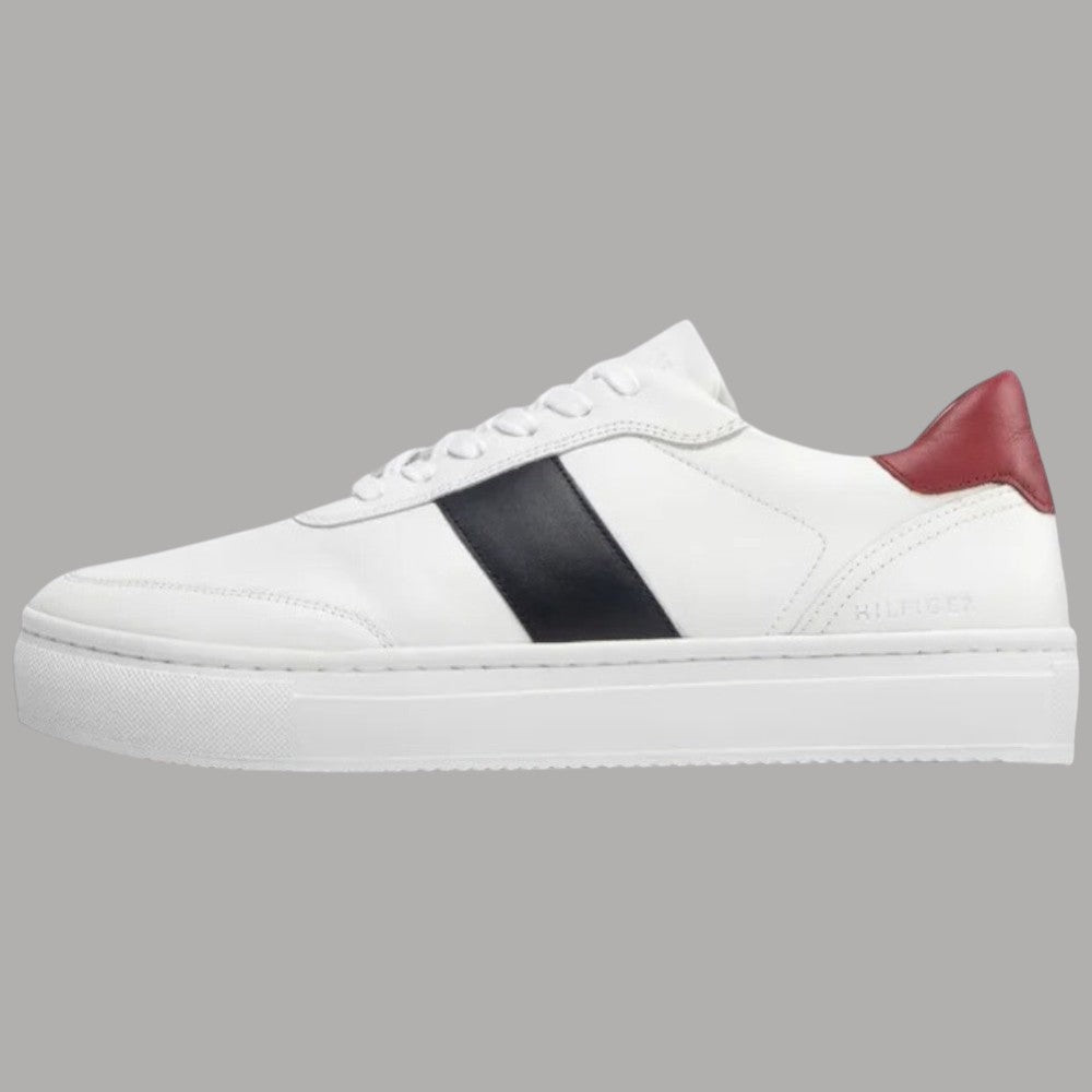 Sneaker Tommy Hilfiger bianche con fascia nera e tallone bordeaux, suola cupsole