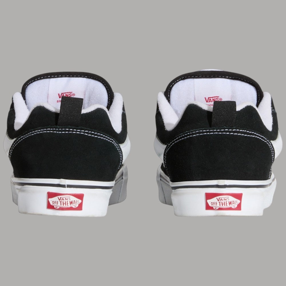 Vans scarpe Knu Skool nere bianche VN0009QC6BT - Prodotti di Classe
