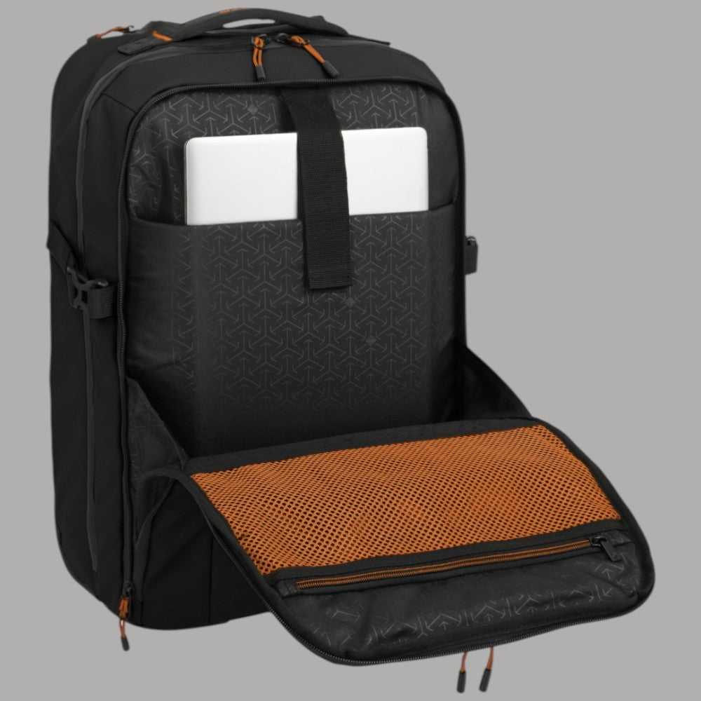 Zaino trolley Travelite BRIIZE nero con accesso interno e pannello imbottito arancione.