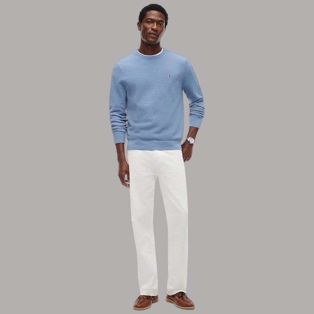 Tommy Hilfiger pullover strutturato in cotone azzurro con logo discreto sul petto e cuciture evidenti
