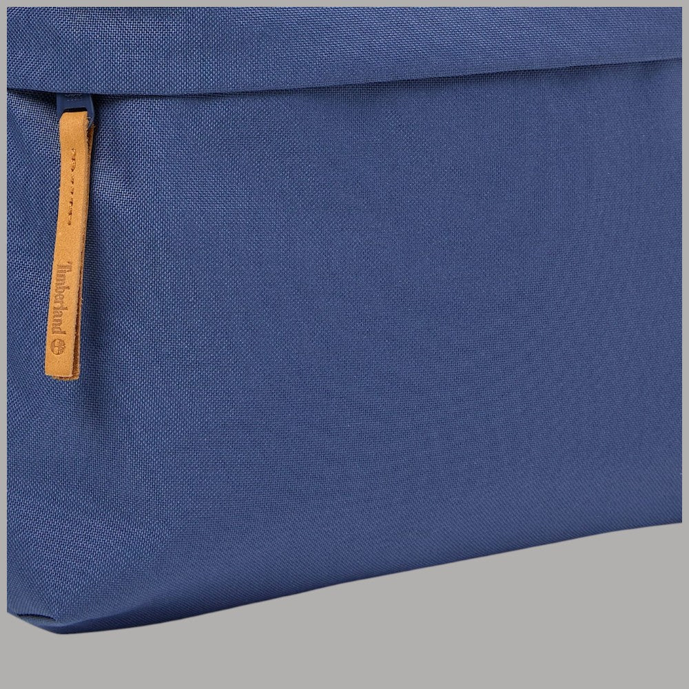 Timberland backpack da 22 litri blu navy tessuto resistente con dettaglio logo in rilievo