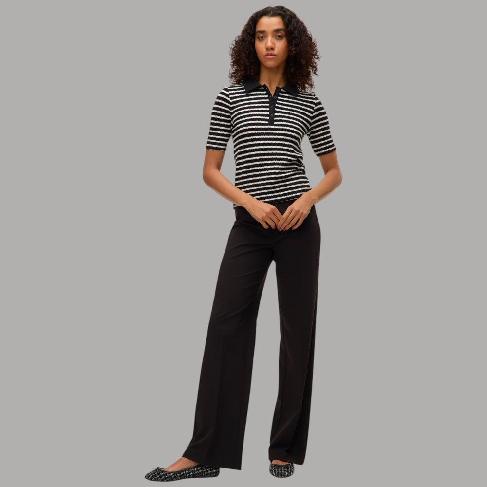 Vero Moda straight pant Texas nero con pieghe e cuciture visibili