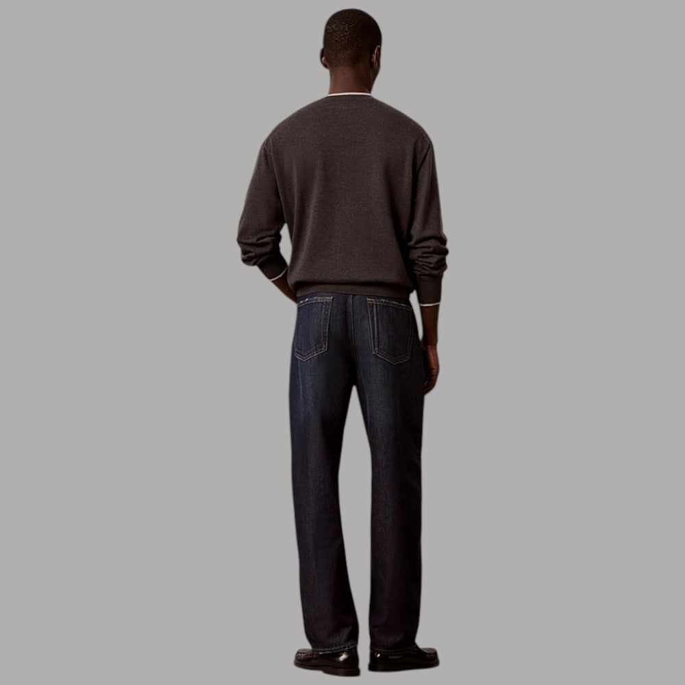 Calvin Klein Jeans da uomo Taper 90s blu scuro con texture classica e cuciture visibili, vista posteriore