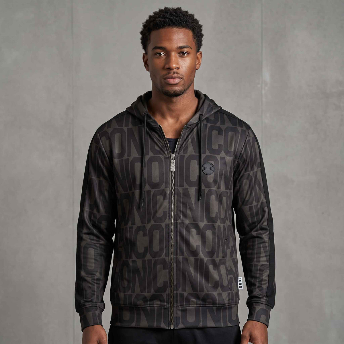 Felpa da uomo con zip e cappuccio, logo ripetuto all over, colore scuro
