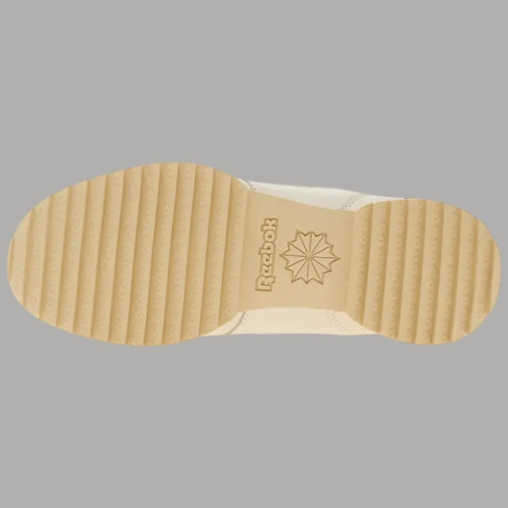 Sneakers uomo Reebok in bianco con suola cream a lamelle e dettagli iconici