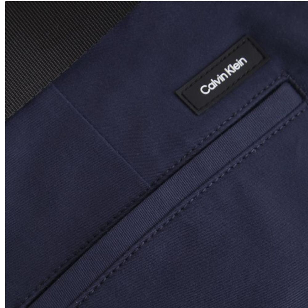 Calvin Klein pantalone blu con cintura K10K110979 Pantaloni Calvin Klein