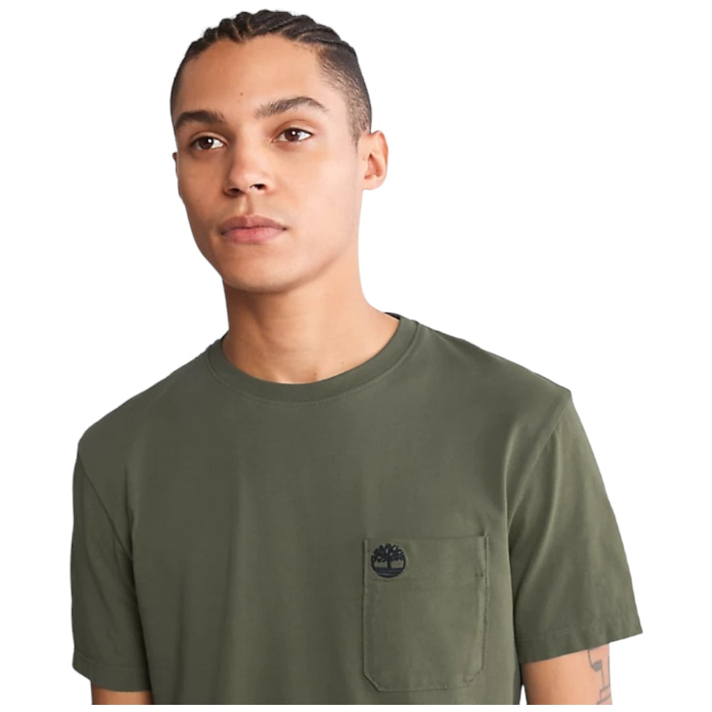 Timberland t-shirt verde con taschino TB0A2CQY T-shirt Timberland