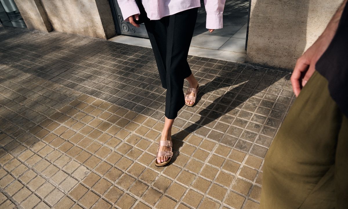 Birkenstock Arizona Copper: Stile Metallico per l'Estate
