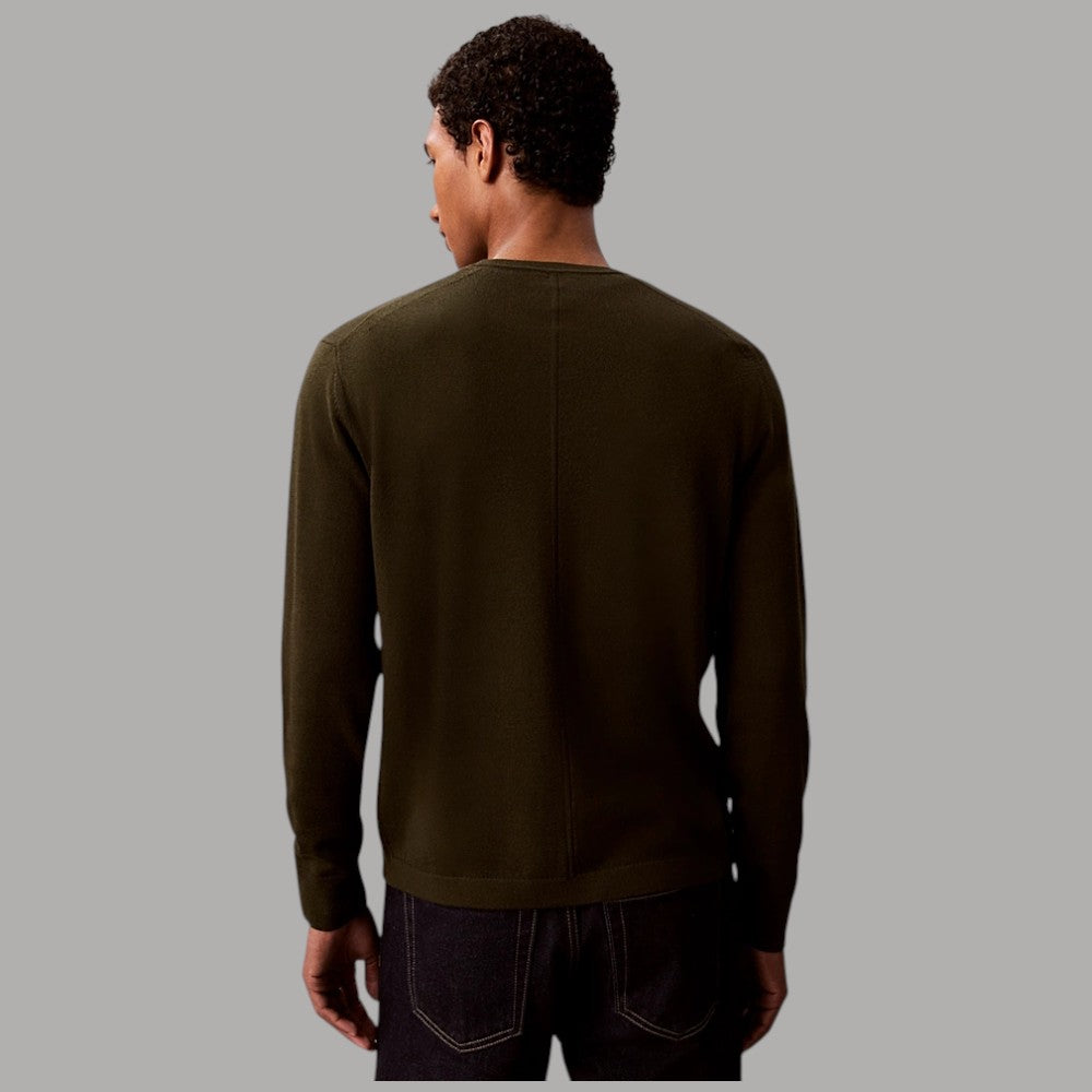 Calvin Klein maglione in lana merino verde oliva con collo a giro, vista posteriore