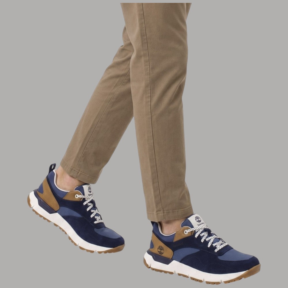 Sneakers uomo Timberland Voyager Park Low Lace blu scuro con dettagli in beige e suola bianca