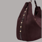 Borsa grande Liu Jo hobo con borchie in tessuto bordeaux e dettagli in pelle, vista laterale