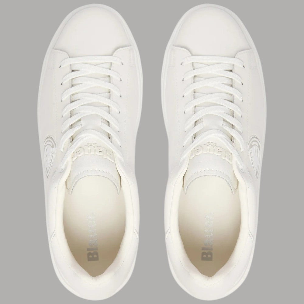 Sneakers uomo Blauer in pelle bianca lucida con logo sulla lingua e cuciture tono su tono