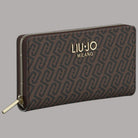 Portafoglio Liu Jo zip around XL marrone scuro, dettaglio logo e chiusura con zip