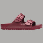 Birkenstock Arizona EVA ciabatte rosso vino con doppio cinturino e texture in EVA