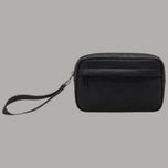 Blauer pochette borsello uomo nera con tracolla, tasca frontale, dettagli in tessuto tecnico, retro