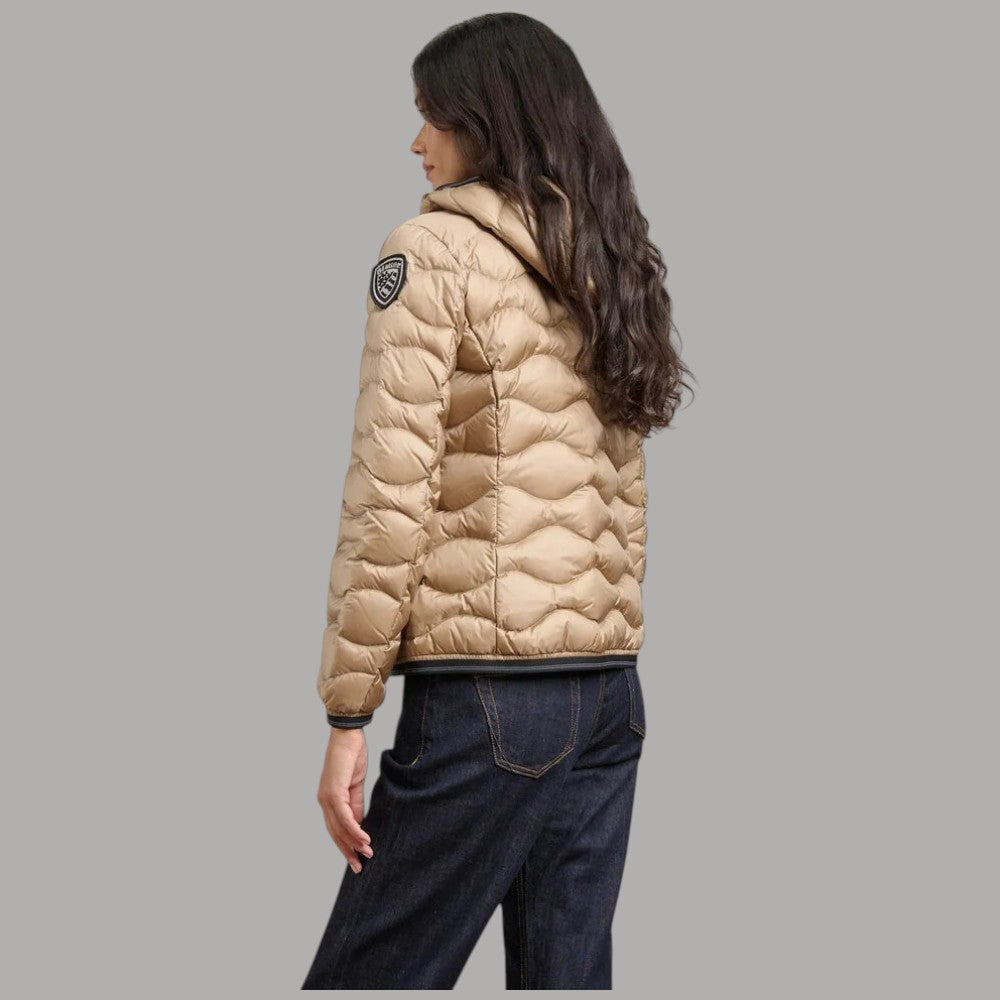 Piumino corto Blauer Camelia marrone chiaro, vista posteriore trapuntata