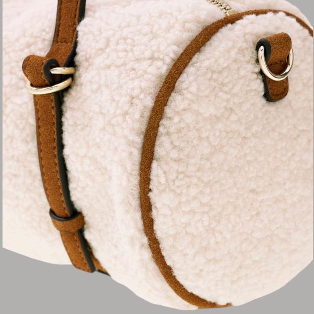 Mini borsa a tracolla Guess Taylor effetto teddy