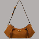 Guess borsa a spalla in camoscio marrone con dettagli dorati e tracolla regolabile