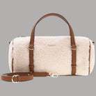 Mini borsa a tracolla Guess Taylor effetto teddy con logo frontale