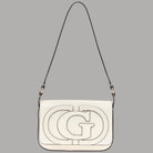 Borsa a spalla Guess nera con patta e tracolla a catena