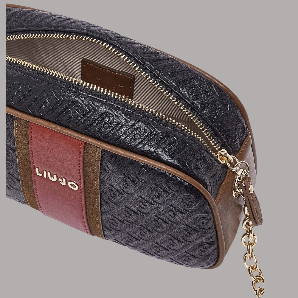 Borsa a tracolla media con zip e catena, esterno goffrato nero con inserti marroni e rosso