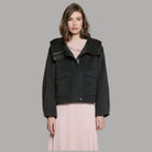 Cappotto corto Relish Lovelysa con cappuccio, tasche a toppa, zip e bottoni automatici