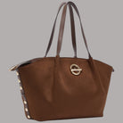 Liu Jo borsa tote grande marrone con logo dorato e dettagli con borchie dorate