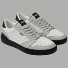 Sneakers Vans grigie e bianche da uomo Court Low con suola bianca