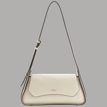 Borsa a spalla Guess Xena nera con patta e logo