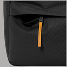 Zaino Timberland backpack da 22 litri nero con dettagli in tessuto, zip e logo in rilievo