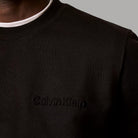 Calvin Klein felpa nera con motivo goffrato LV04LH226G e logo ricamato frontalmente