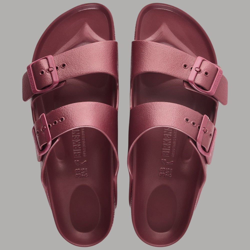 Birkenstock Arizona EVA ciabatte rosso vino con due cinturini regolabili, texture in EVA