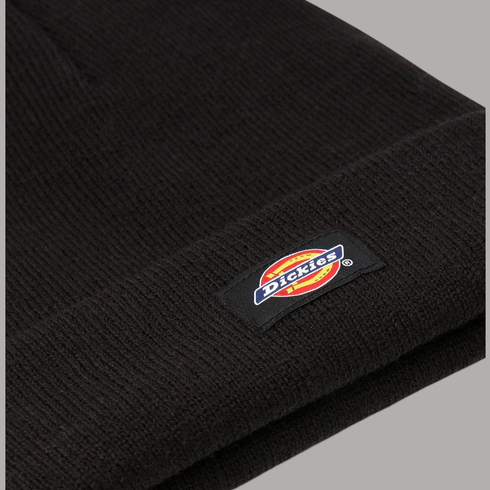 Berretto Dickies nero: toppa ovale con logo sul tessuto a coste