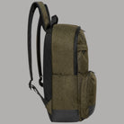 Blauer Zaino backpack in tessuto marrone con dettagli in pelle nere e spaziosi scomparti.