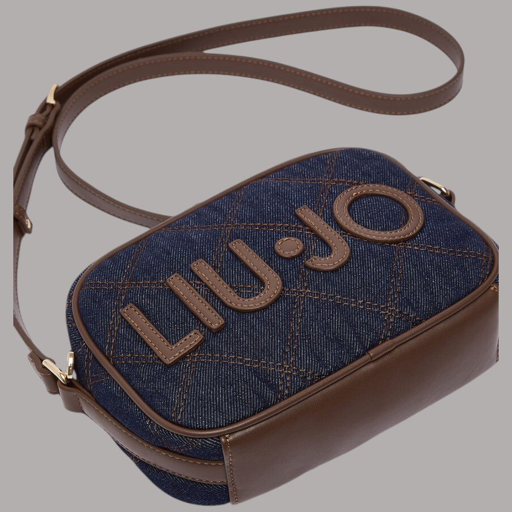 Borsa a tracolla Liu Jo in denim con dettagli marroni e lettering leggero sul davanti