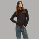 Vero Moda pullover paricollo donna in tessuto melange grigio scuro con vestibilità comoda