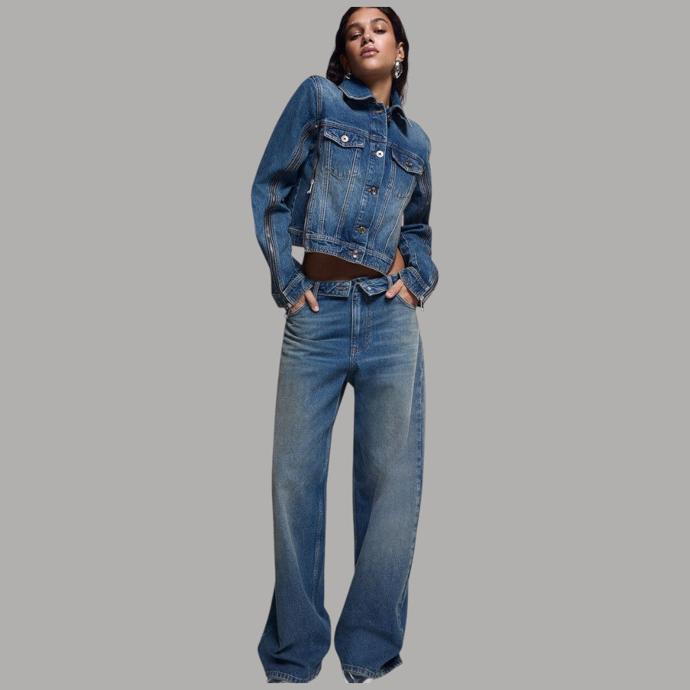 Giubbotto in jeans Liu Jo x Elodie con tasche frontali e bottoni in metallo, colore blu denim