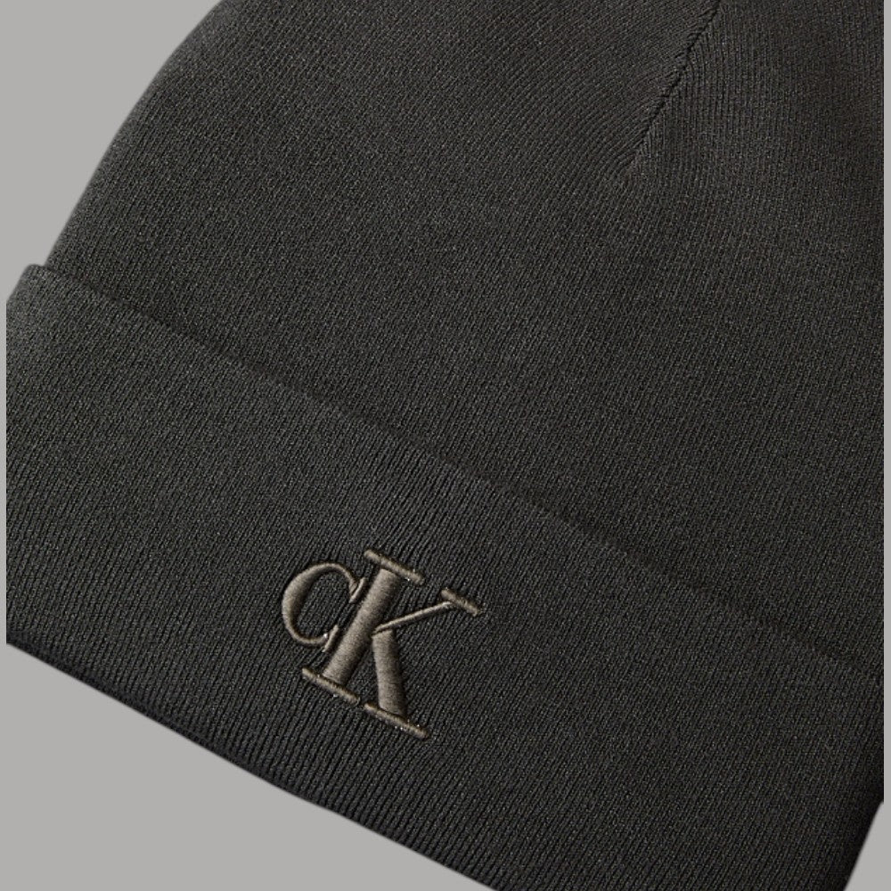 Berretto uomo Calvin Klein con logo CK